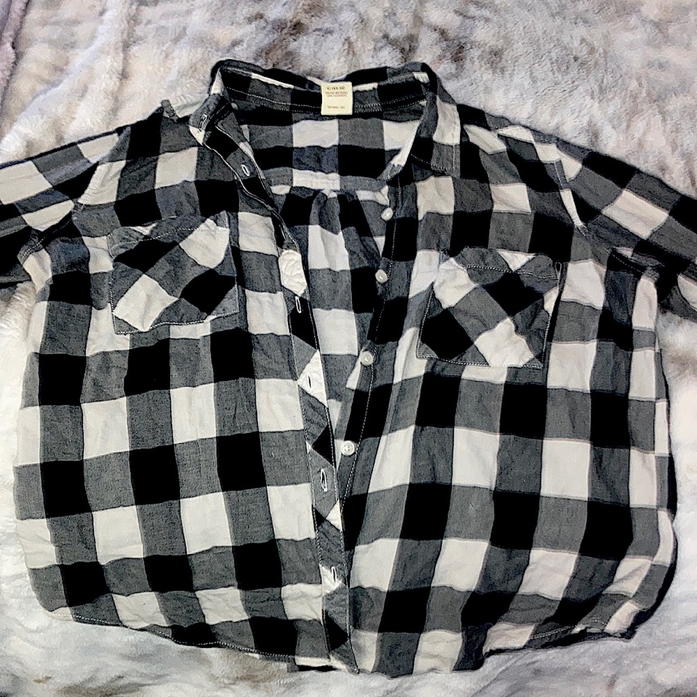 It’s a really nice flannel to style but it just doesn’t fit me anymore